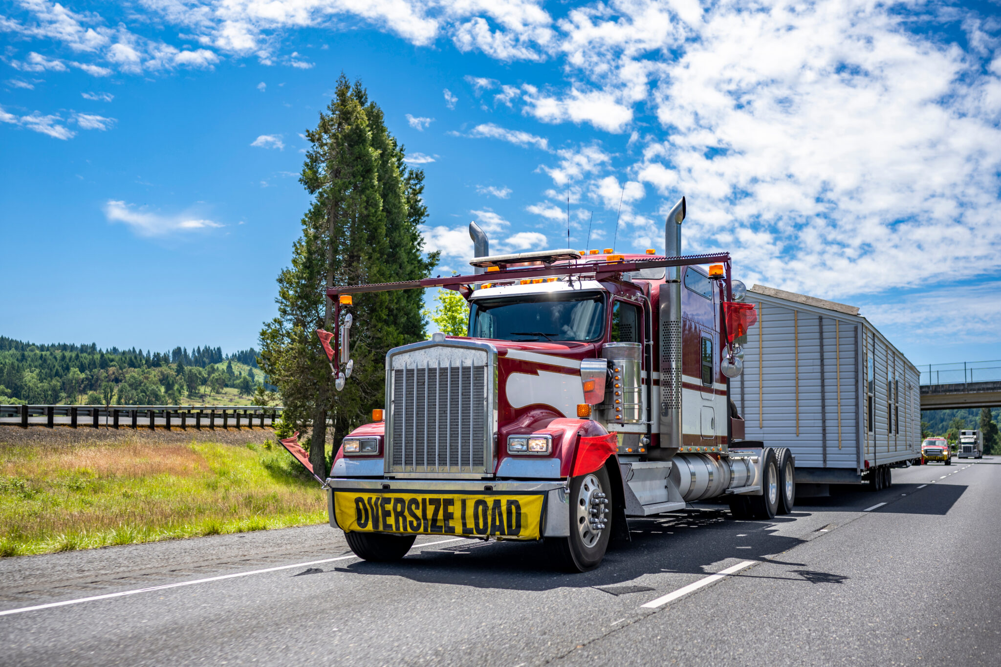 How Oversized Freight Carriers Navigate Safely